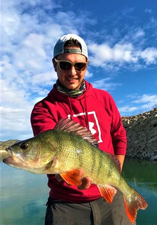 Guide de pêche pyrénées espagne mequinenza Alexandre MARTIN